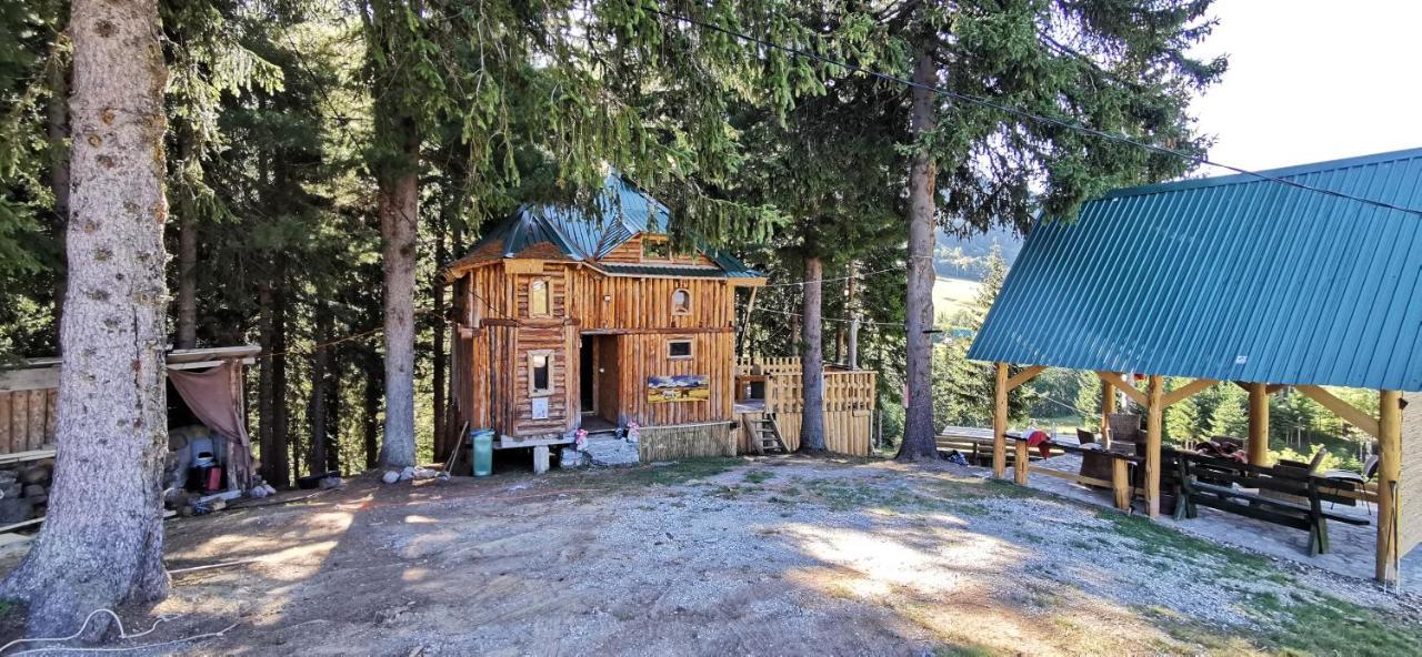 Pinetrees Lodge Plav Zewnętrze zdjęcie