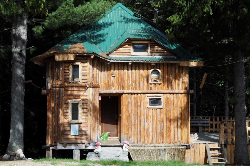 Pinetrees Lodge Plav Zewnętrze zdjęcie